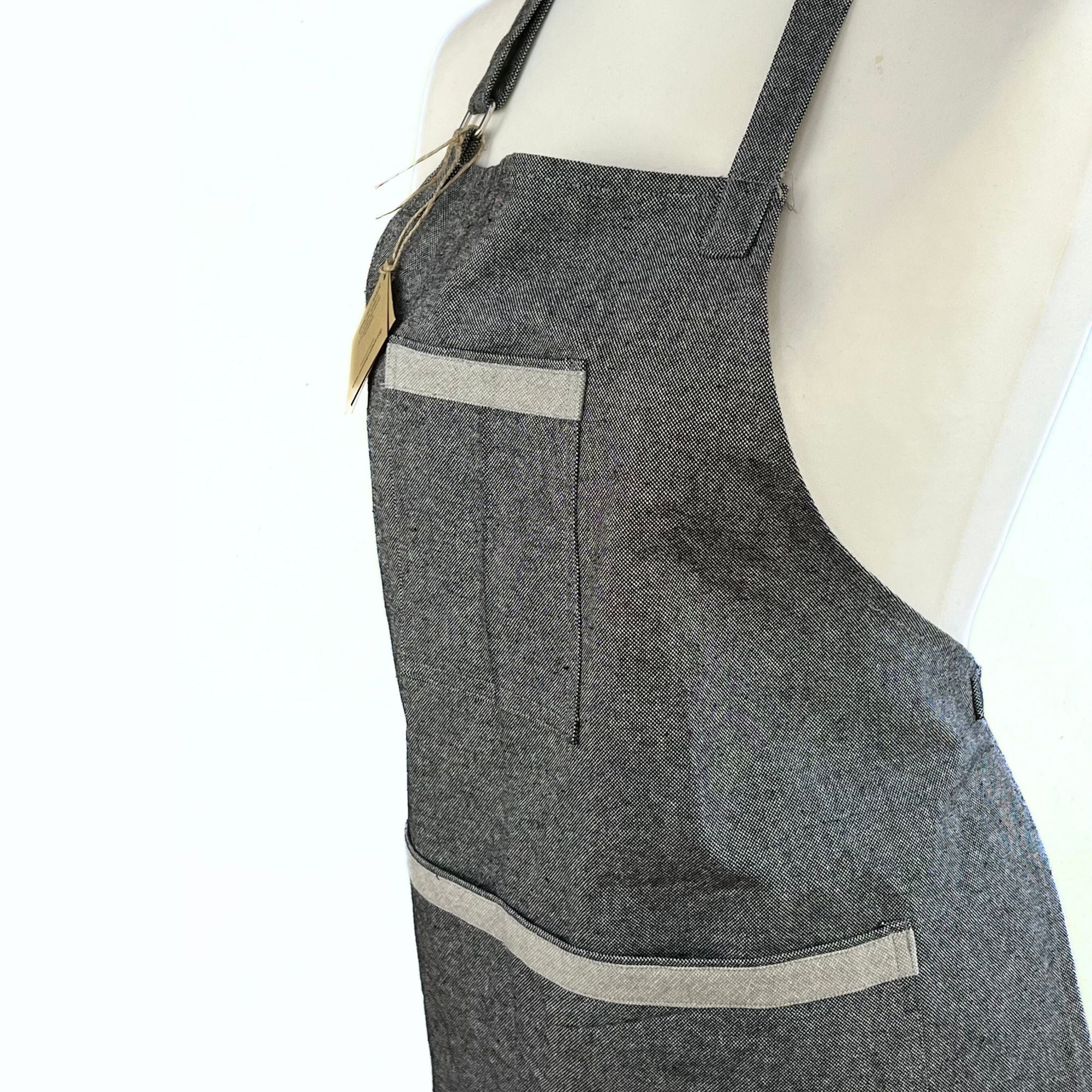 Upcycling cooking apron